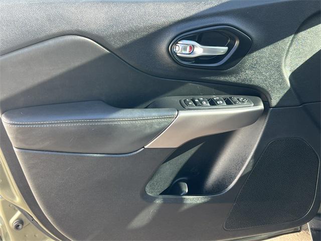 used 2021 Jeep Cherokee car, priced at $21,600