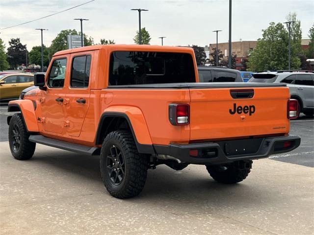new 2025 Jeep Gladiator car, priced at $51,460