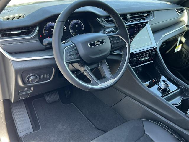 new 2025 Jeep Grand Cherokee car, priced at $47,848
