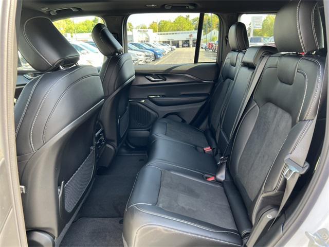 new 2025 Jeep Grand Cherokee car, priced at $47,848