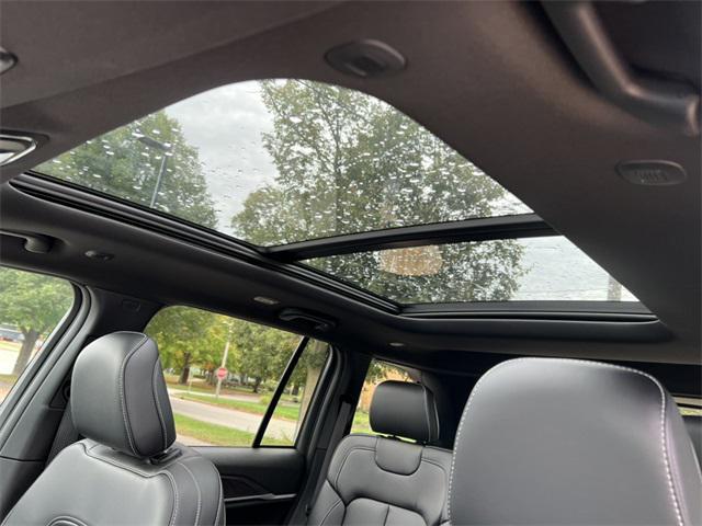 new 2025 Jeep Grand Cherokee car, priced at $52,446