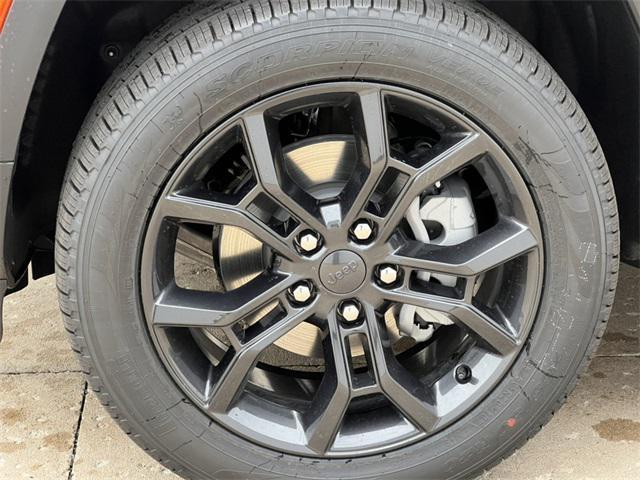 new 2025 Jeep Grand Cherokee car, priced at $52,446