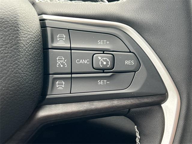 new 2025 Jeep Grand Cherokee car, priced at $52,446