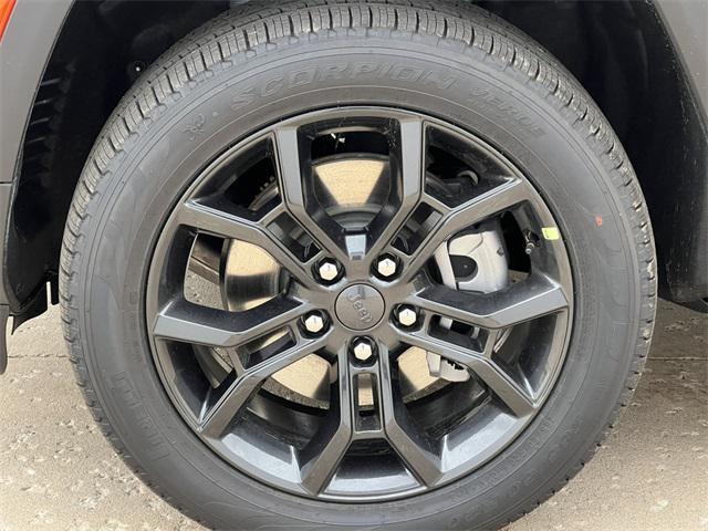 new 2025 Jeep Grand Cherokee L car, priced at $53,796