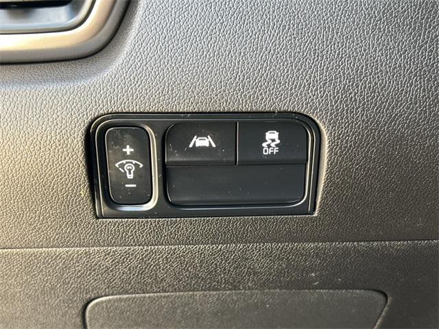 used 2022 Kia Sorento car, priced at $27,490