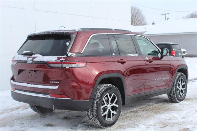 new 2025 Jeep Grand Cherokee car, priced at $47,638