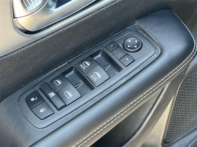 used 2022 Chrysler Pacifica car, priced at $31,990