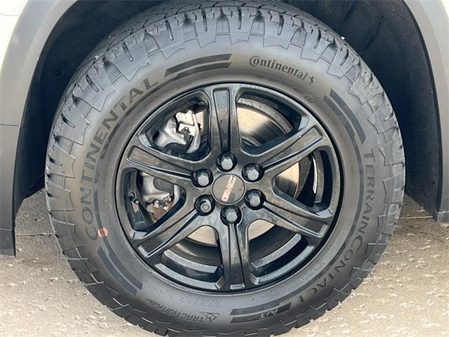 used 2023 GMC Acadia car, priced at $33,990