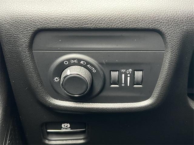 used 2023 Jeep Grand Cherokee car, priced at $29,750