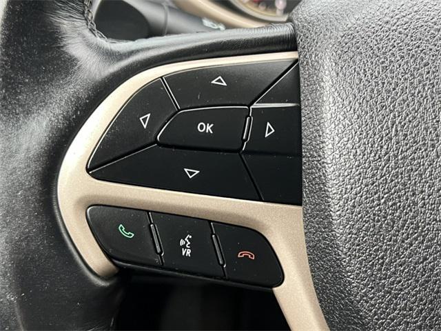 used 2018 Jeep Cherokee car, priced at $15,990