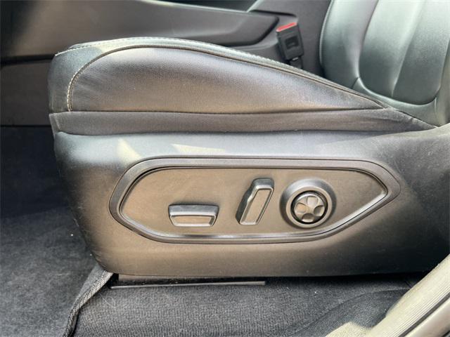 used 2023 Jeep Grand Cherokee car, priced at $27,700