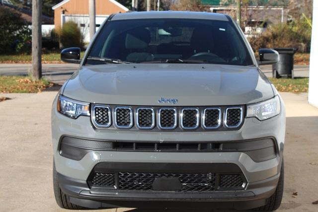 new 2024 Jeep Compass car, priced at $29,350