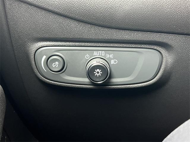 used 2023 Chevrolet Equinox car, priced at $19,989