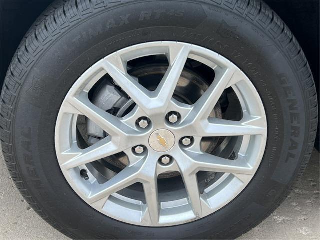 used 2023 Chevrolet Equinox car, priced at $19,989