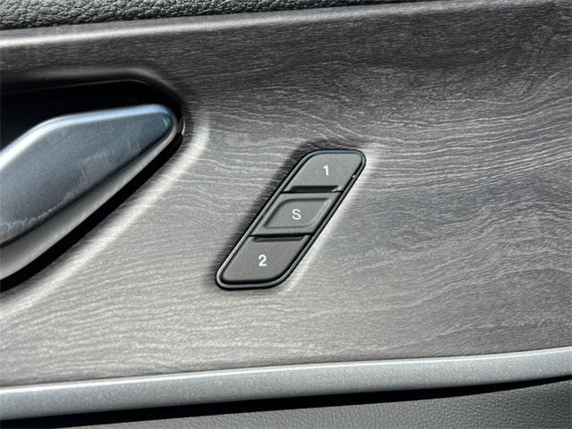 new 2025 Jeep Grand Cherokee car, priced at $50,516