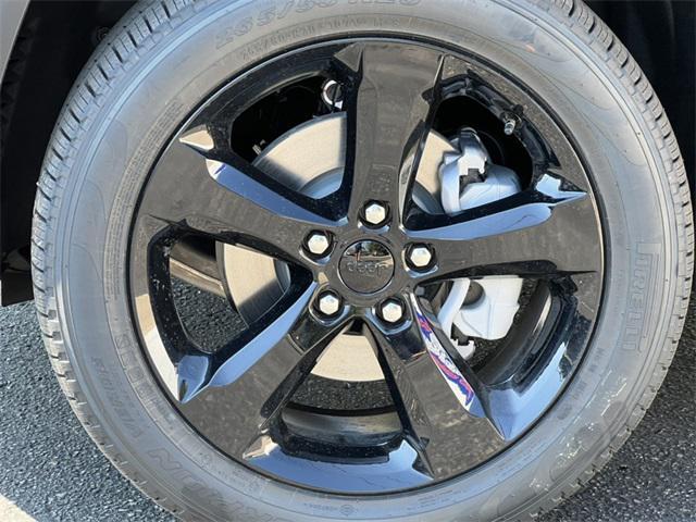 new 2025 Jeep Grand Cherokee car, priced at $50,516