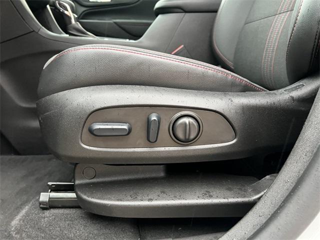 used 2023 Chevrolet Equinox car, priced at $26,990