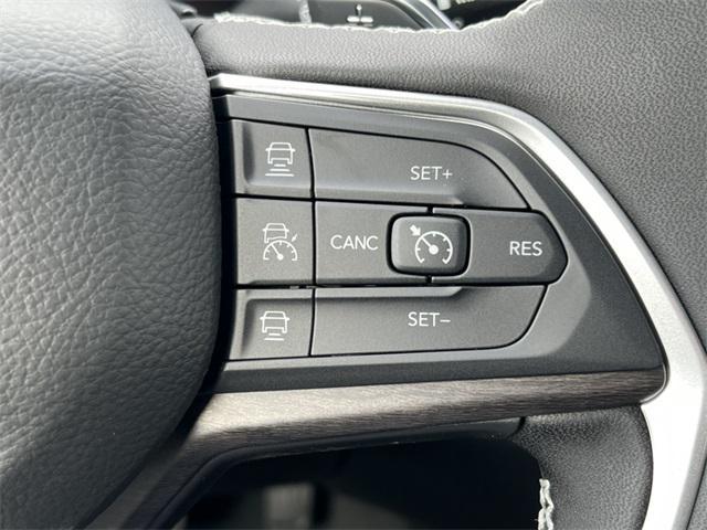 new 2025 Jeep Grand Cherokee car, priced at $50,391