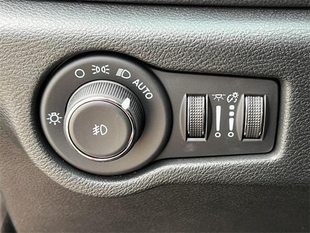 new 2026 Chrysler Pacifica car, priced at $50,683