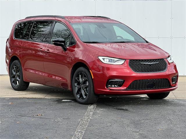 new 2026 Chrysler Pacifica car, priced at $50,683