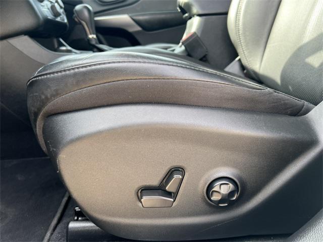 used 2021 Jeep Cherokee car, priced at $18,990