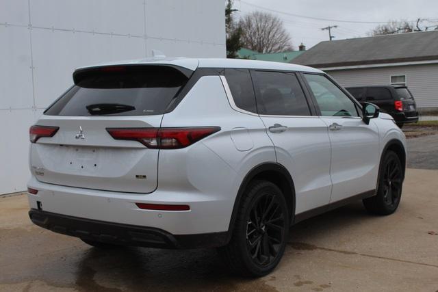 used 2023 Mitsubishi Outlander car, priced at $23,500