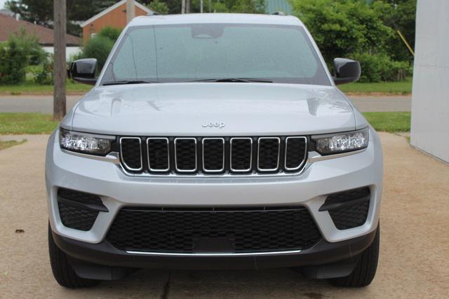 new 2024 Jeep Grand Cherokee car, priced at $44,970