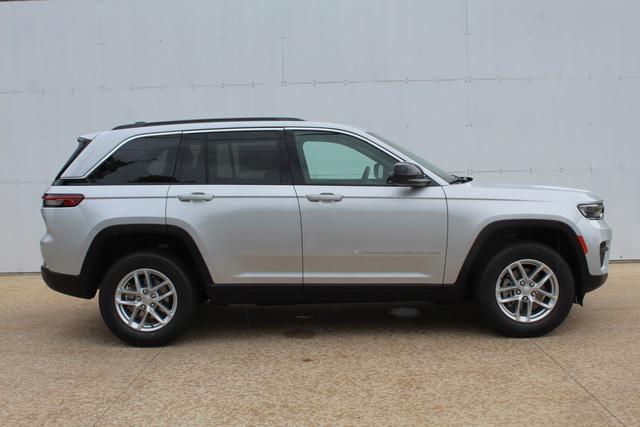 new 2024 Jeep Grand Cherokee car, priced at $44,970