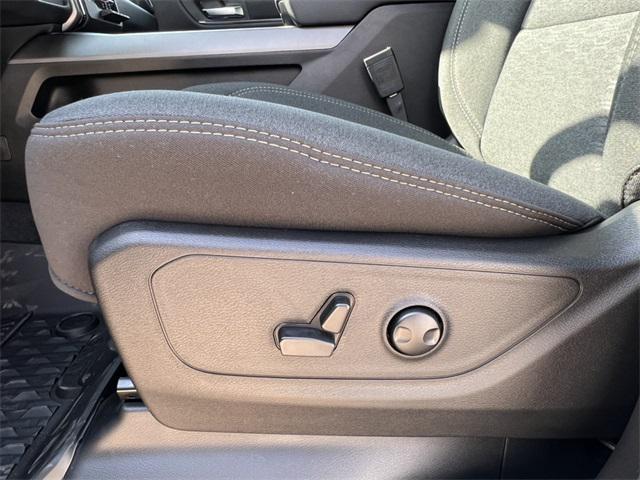 new 2025 Ram 1500 car, priced at $59,997
