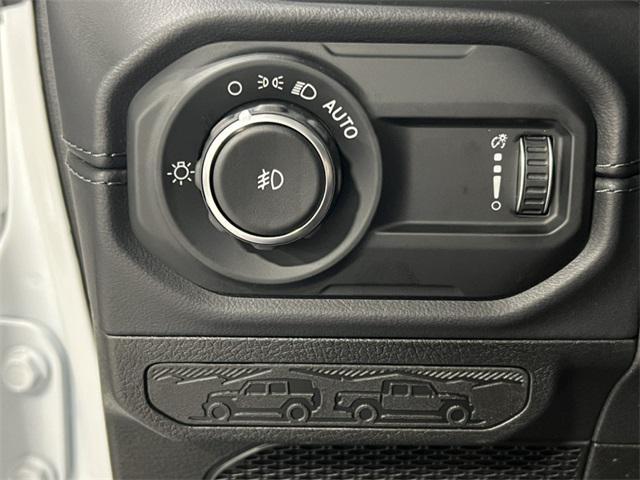new 2025 Jeep Wrangler car, priced at $59,904