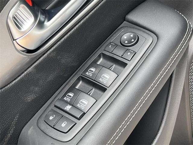 new 2025 Chrysler Pacifica car, priced at $44,445