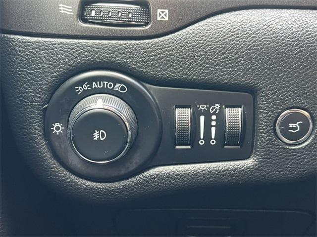 used 2022 Jeep Cherokee car, priced at $21,700