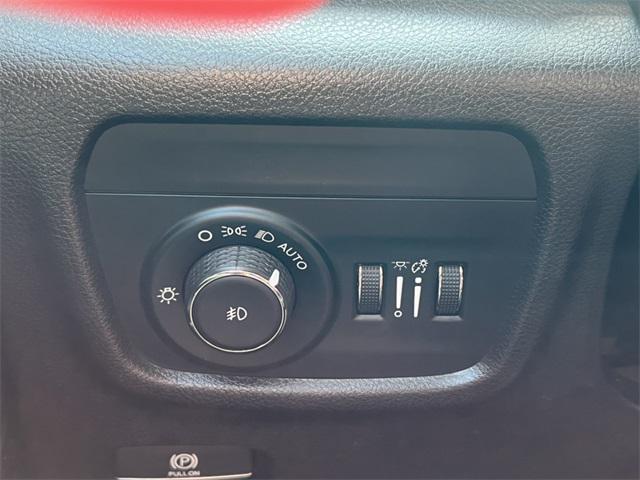 used 2022 Jeep Grand Cherokee car, priced at $28,990