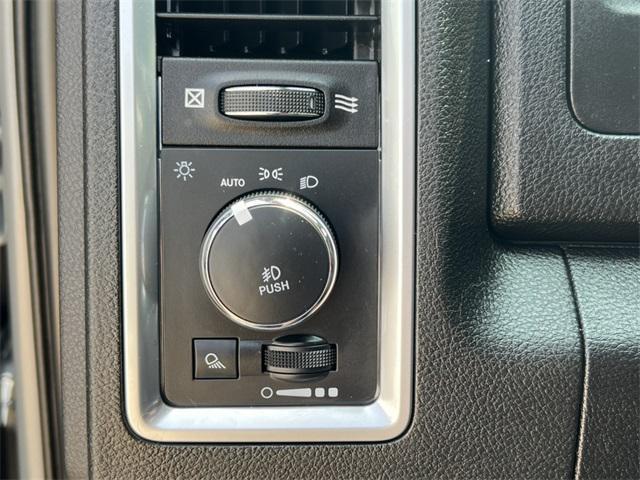 used 2022 Ram 1500 Classic car, priced at $35,500