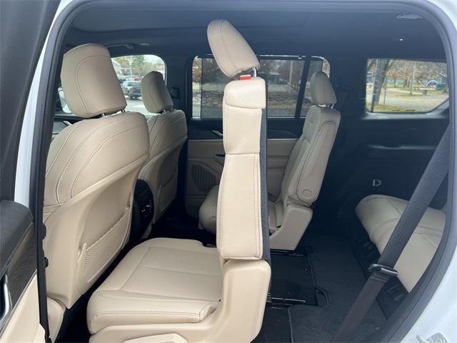 new 2025 Jeep Grand Cherokee L car, priced at $56,526