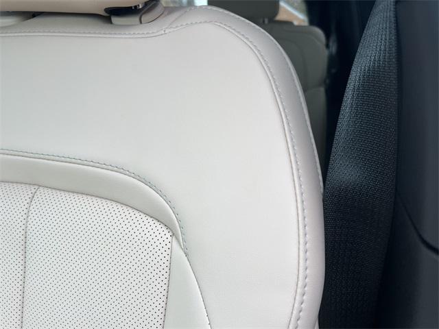 new 2025 Jeep Grand Cherokee L car, priced at $56,526