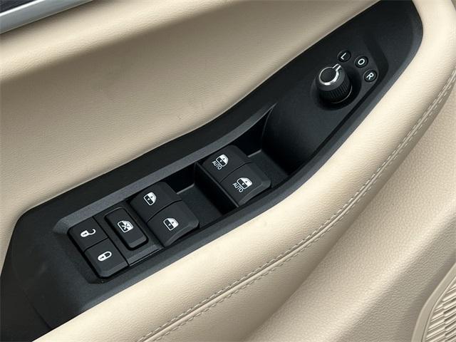 new 2025 Jeep Grand Cherokee L car, priced at $56,526