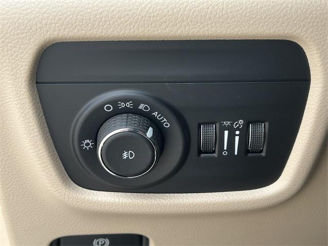 new 2025 Jeep Grand Cherokee L car, priced at $56,526