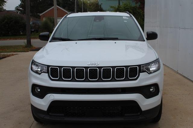 new 2024 Jeep Compass car, priced at $33,850