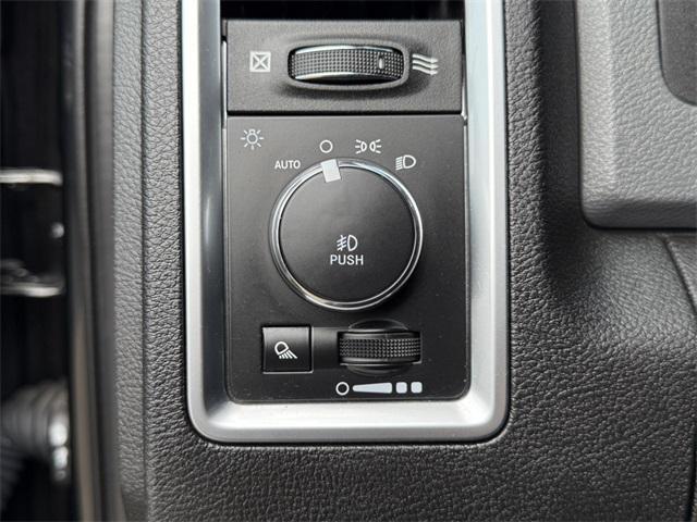 used 2019 Ram 1500 Classic car, priced at $26,987
