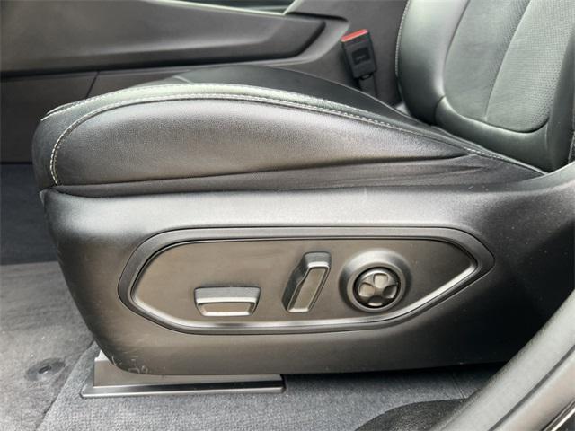 used 2023 Jeep Grand Cherokee car, priced at $29,900