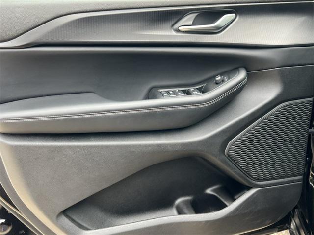 used 2023 Jeep Grand Cherokee car, priced at $29,900