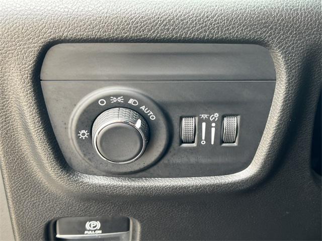 used 2023 Jeep Grand Cherokee car, priced at $29,900