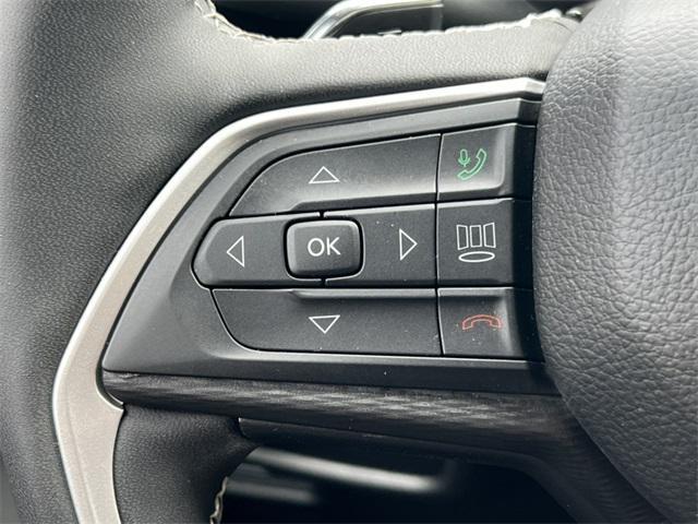 used 2023 Jeep Grand Cherokee car, priced at $29,900