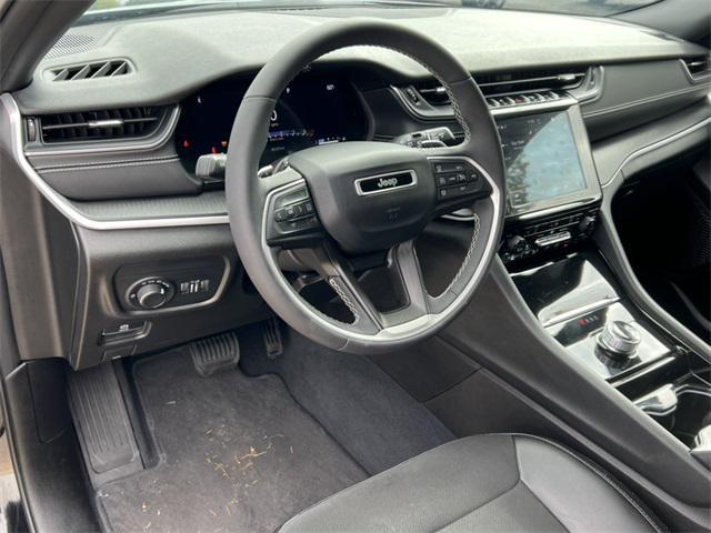 used 2023 Jeep Grand Cherokee car, priced at $29,900