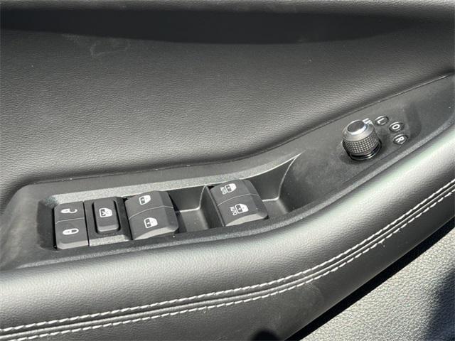 new 2025 Jeep Grand Cherokee car, priced at $52,446