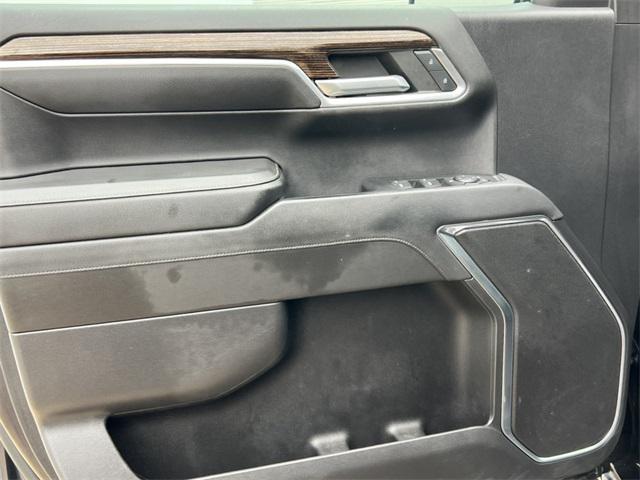 used 2022 GMC Sierra 1500 car, priced at $35,912