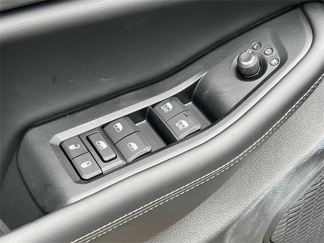 new 2025 Jeep Grand Cherokee L car, priced at $48,712