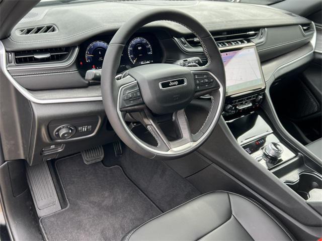 new 2025 Jeep Grand Cherokee car, priced at $46,942