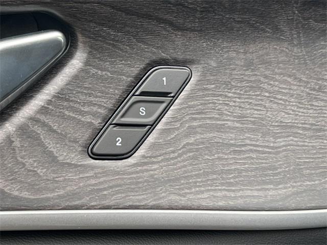 new 2025 Jeep Grand Cherokee car, priced at $46,942